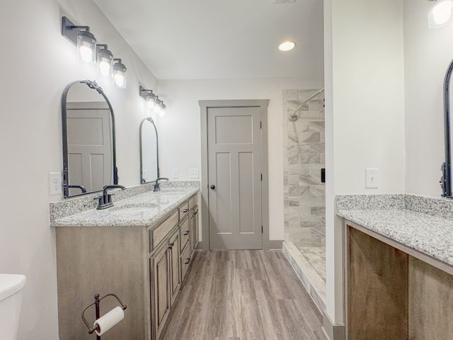122 Mazie Dr, Lafayette, TN 37083