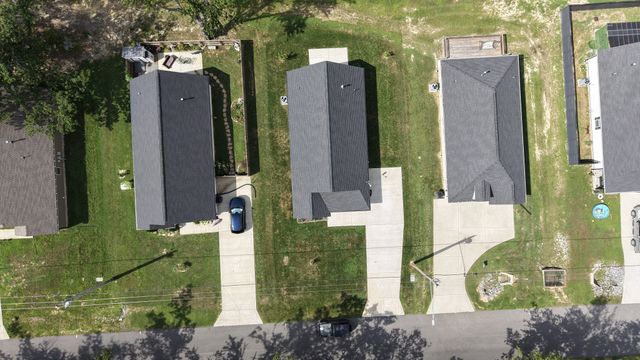 122 Mazie Dr, Lafayette, TN 37083