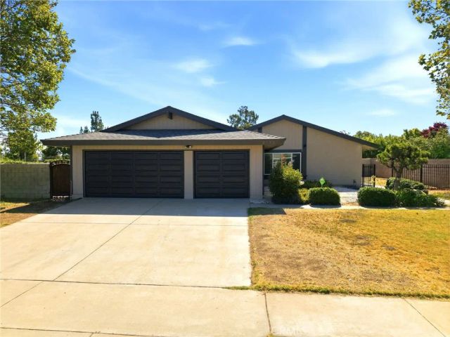 3073 Joshua Tree, Riverside, CA 92503