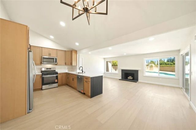 3073 Joshua Tree, Riverside, CA 92503
