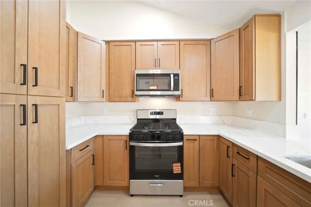 3073 Joshua Tree, Riverside, CA 92503