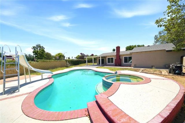 3073 Joshua Tree, Riverside, CA 92503