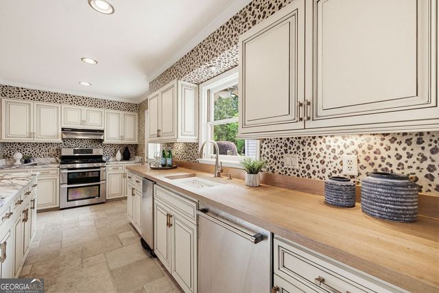 570 Rock Springs Road NE, Atlanta, GA 30324