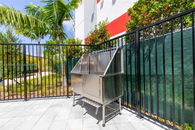 1005 Spring Garden Rd 646, Miami, FL 33136