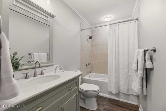 1407 Peltier Rd, Knoxville, TN 37912