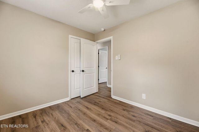 1407 Peltier Rd, Knoxville, TN 37912