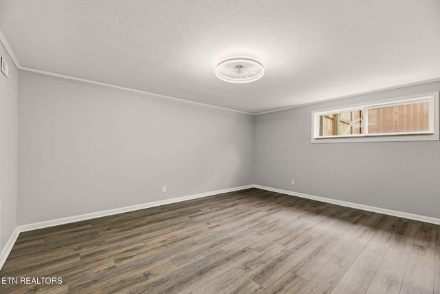 1407 Peltier Rd, Knoxville, TN 37912