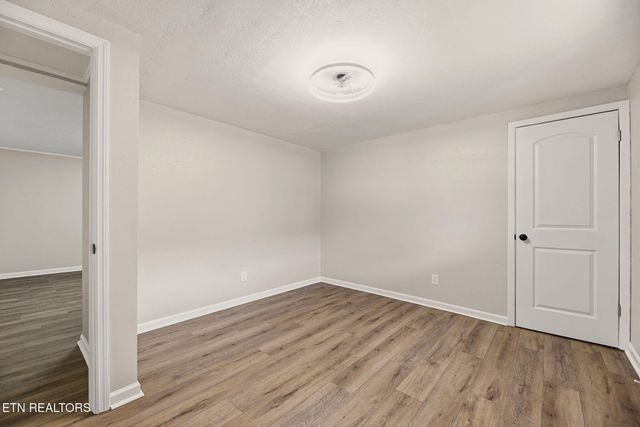 1407 Peltier Rd, Knoxville, TN 37912