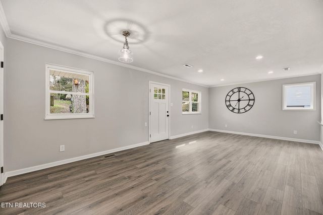 1407 Peltier Rd, Knoxville, TN 37912