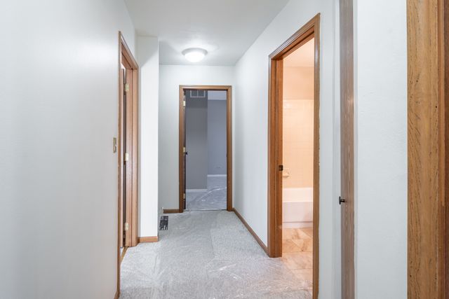 3140 Medford Court, Aurora, IL 60504