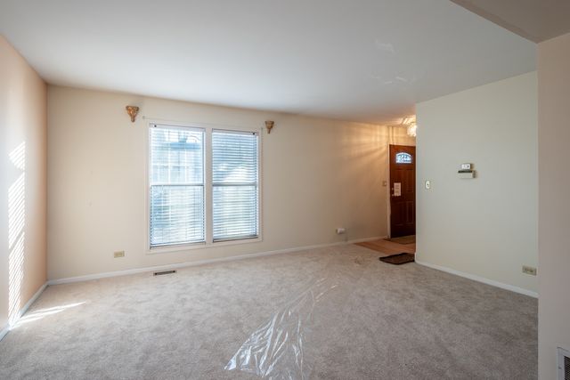 3140 Medford Court, Aurora, IL 60504