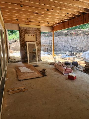 5061 Pointer Ridge, Flowery Branch, GA 30542