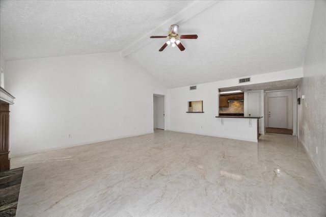 1906 Iron Ridge, Sugar Land, TX 77478