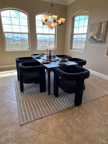 382 Knoll Dr, Fairfield, CA 94534