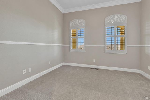 382 Knoll Dr, Fairfield, CA 94534