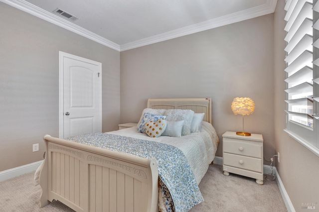 382 Knoll Dr, Fairfield, CA 94534