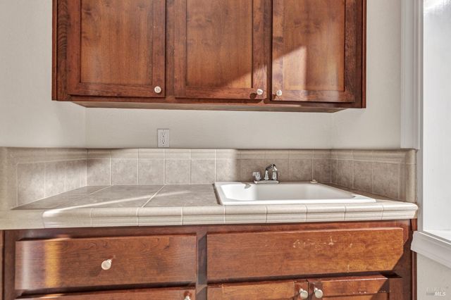 382 Knoll Dr, Fairfield, CA 94534