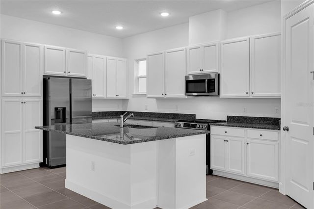 15179 BLUE PEACOCK LANE, Winter Garden, FL 34787
