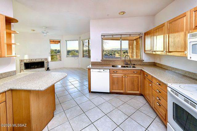 3463 N Country Club Vista Circle, Tucson, AZ 85750