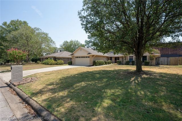 8206 Williamsburg Road, Fort Smith, AR 72903