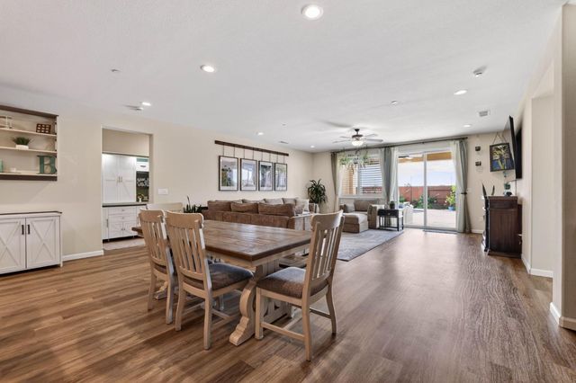 1391 Rio Grande Dr, Plumas Lake, CA 95961