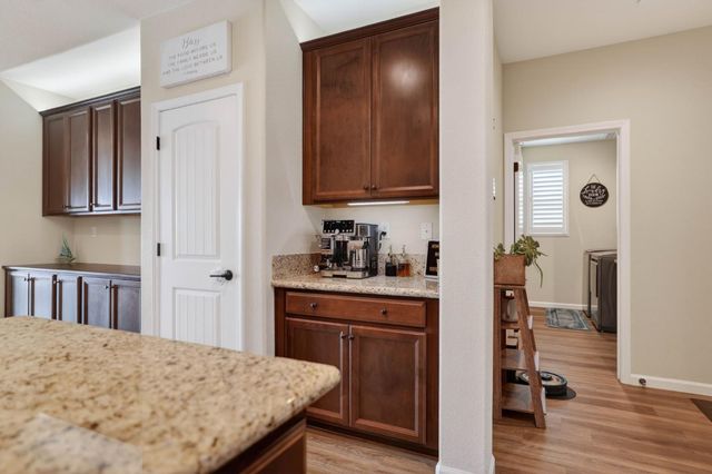 1391 Rio Grande Dr, Plumas Lake, CA 95961