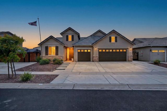 1391 Rio Grande Dr, Plumas Lake, CA 95961