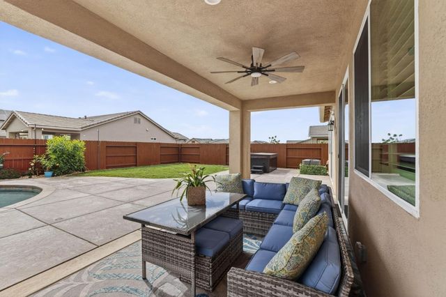 1391 Rio Grande Dr, Plumas Lake, CA 95961