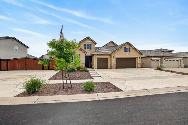 1391 Rio Grande Dr, Plumas Lake, CA 95961