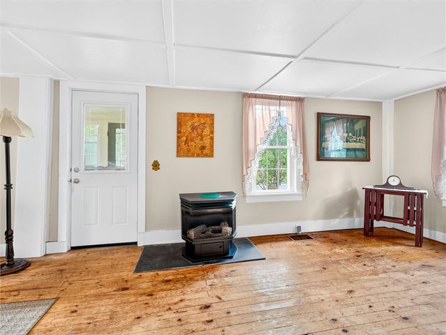 13277 Ridge Road West, Gaines, NY 14411