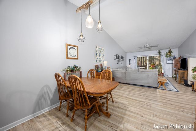 4916 Castle Hill Court Ne, Rockford City, MI 49341