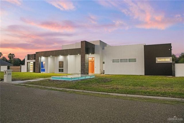 2321 Martha's Lane, Mission, TX 78573