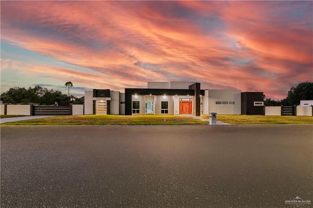 2321 Martha's Lane, Mission, TX 78573