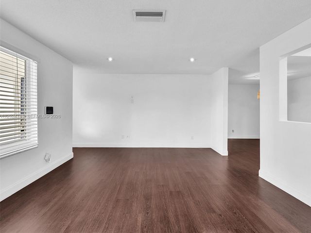 4500 SW 42nd Ter, Dania Beach, FL 33314