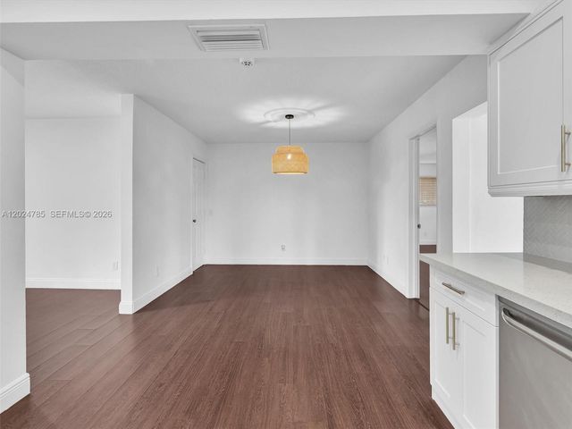 4500 SW 42nd Ter, Dania Beach, FL 33314