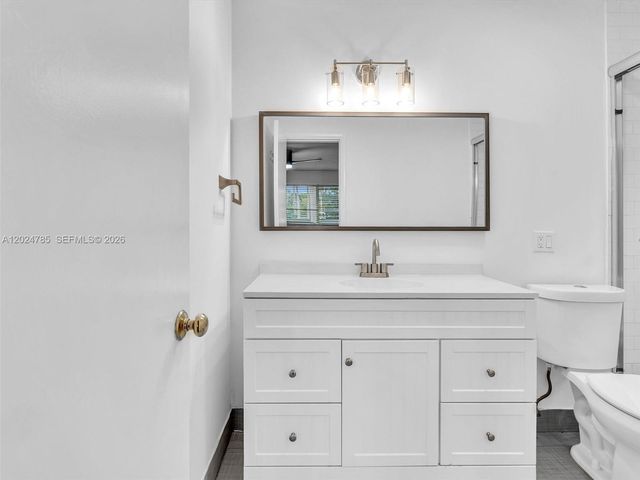 4500 SW 42nd Ter, Dania Beach, FL 33314