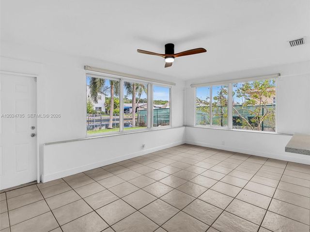 4500 SW 42nd Ter, Dania Beach, FL 33314