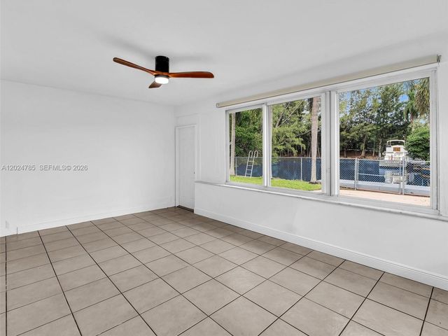 4500 SW 42nd Ter, Dania Beach, FL 33314