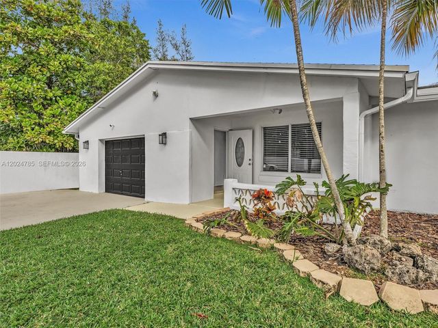 4500 SW 42nd Ter, Dania Beach, FL 33314