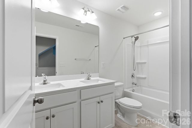 4028 Brazos Street, Charlotte, NC 28214