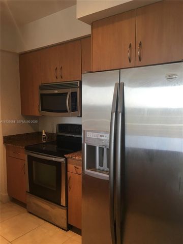 1830 Radius Dr 618, Hollywood, FL 33020