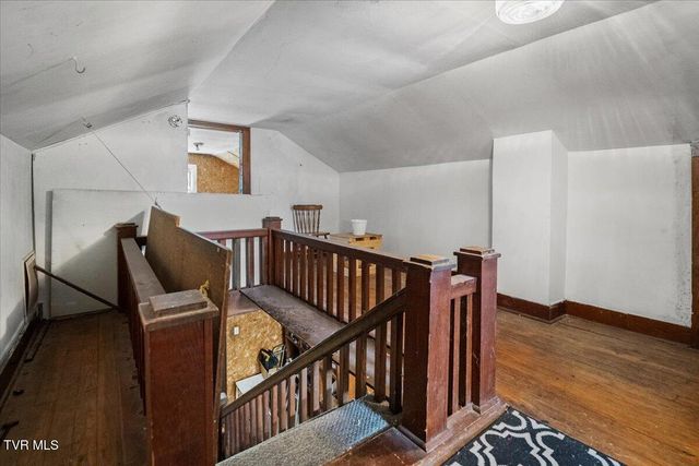 2225 Randolph Street, Bristol, VA 24201