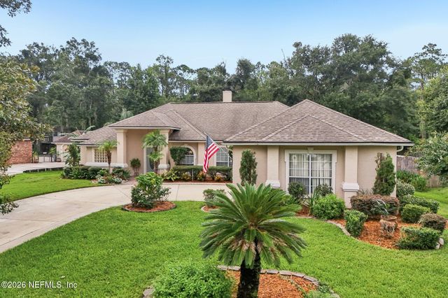 132 FAIRWAY OAKS Drive, Fleming Island, FL 32003