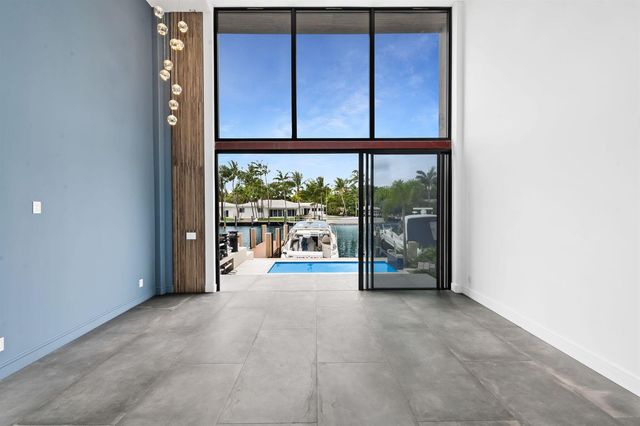 323 Hendricks Isle, Fort Lauderdale, FL 33301