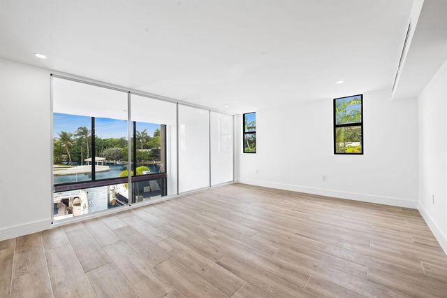 323 Hendricks Isle, Fort Lauderdale, FL 33301