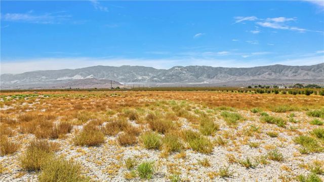 33633 Old Woman Spring Rd, Lucerne Valley, CA 92356