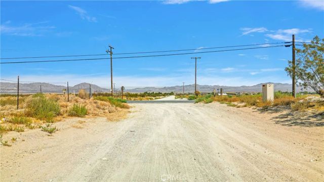 33633 Old Woman Spring Rd, Lucerne Valley, CA 92356