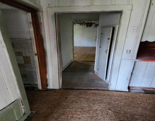 933 E Road, Bennington, VT 05201