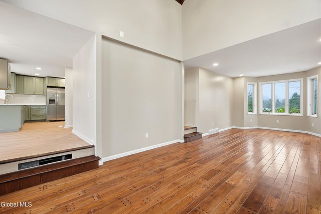 13 Ribbon Candy Lane, Schaghticoke, NY 12182