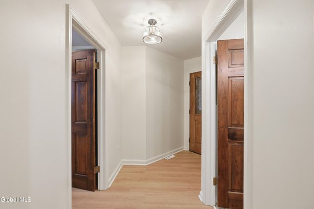 13 Ribbon Candy Lane, Schaghticoke, NY 12182